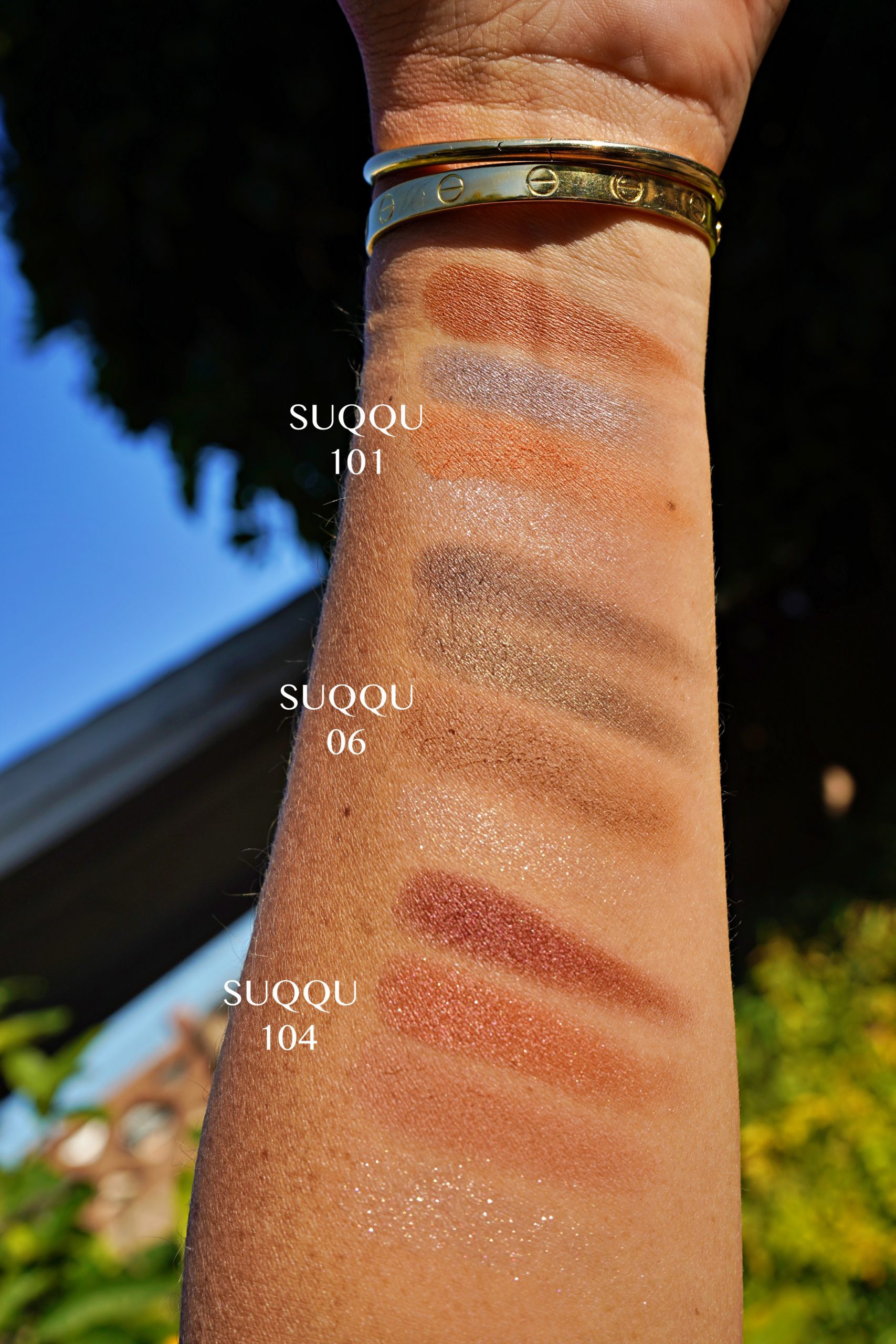 SUQQU eyeshadow swatches in direct sunlight