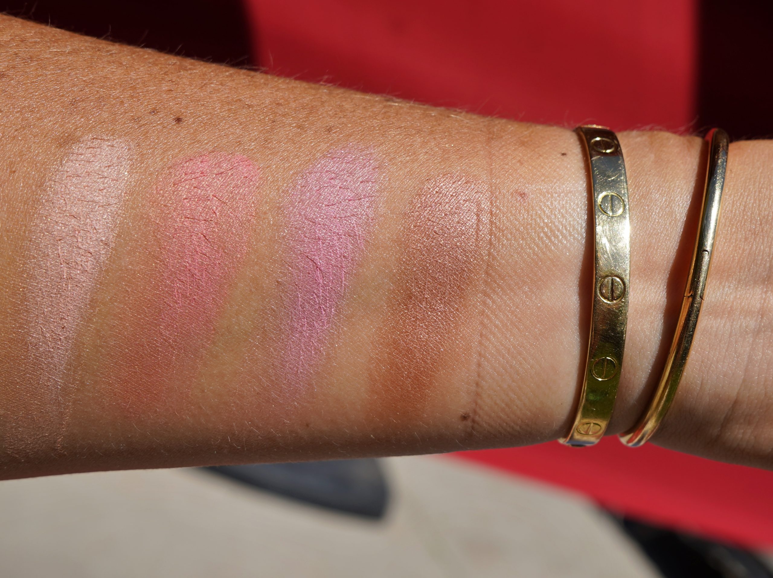 watches of the BY TERRY Brightening CC Palette in Beach Bomb 