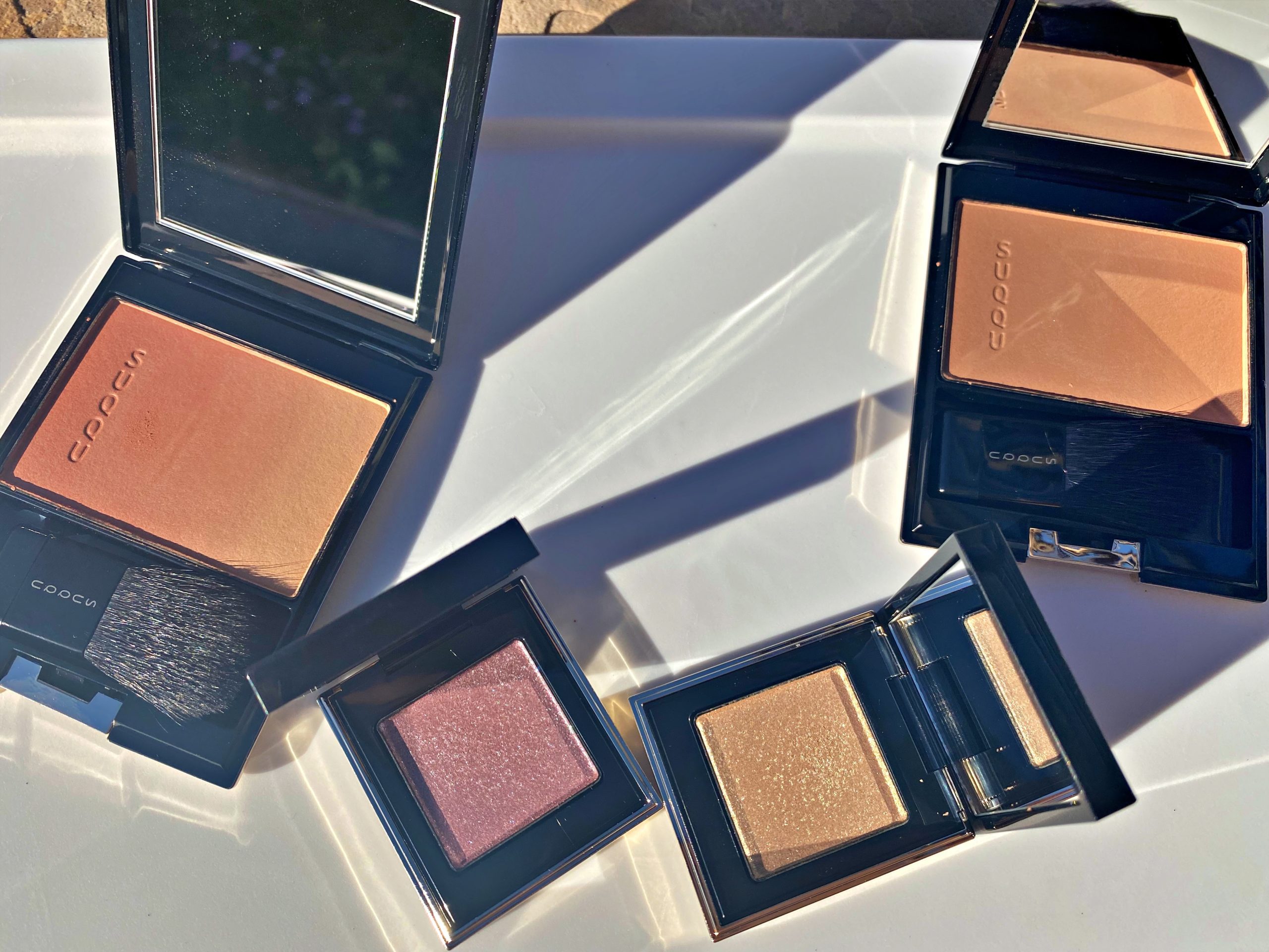 SUQQU A/W 2021 collection swatches for the face