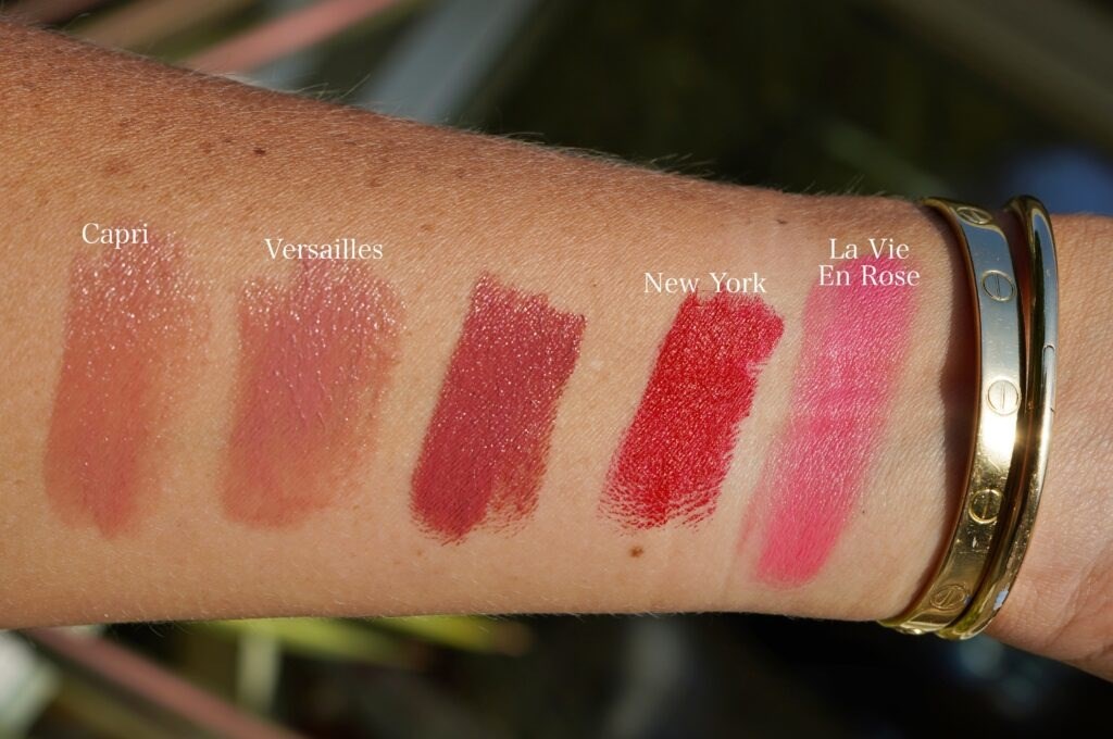 swatch of e Metier de Beaute from the Summer Beauty Chat