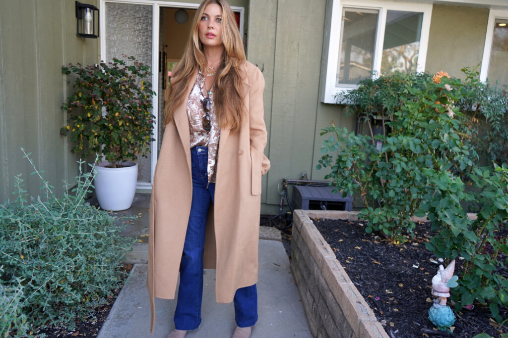 Beauty Professor Blogger Rachel Anise Wegter sharing wearing her Nordstrom Anniversary Sale picks: coat